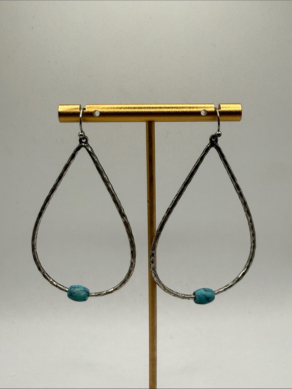 Vintage Southwestern Silver Tone Turquoise Beaded Teardrop Dangle Drop Earrings